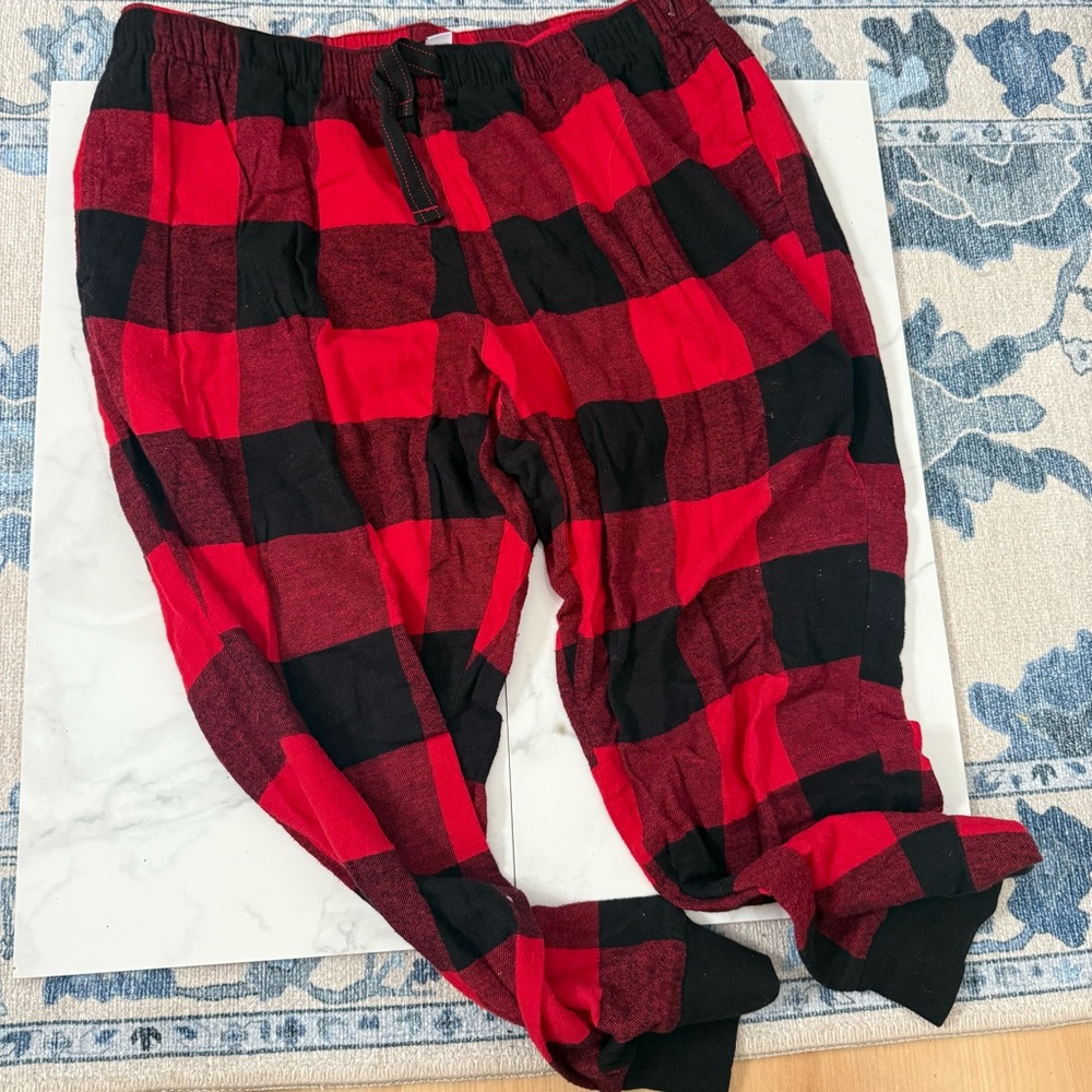 Red and Black Plaid Women’s Pajamas